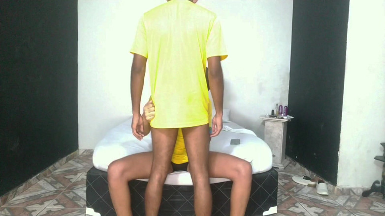 MiguellTrajano: Jiran Menonton Piala Dunia Dan Memutuskan Untuk Berkongkek Semasa Isteri...