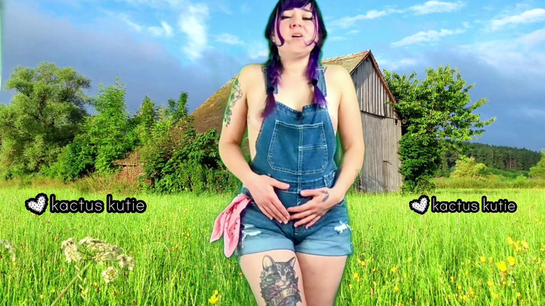 kactus kutie: La belle-fille du fermier fait pipi et jouit pour Y’all