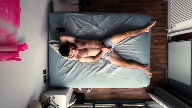 Leo Ryder: Otter Wank Dari Atas