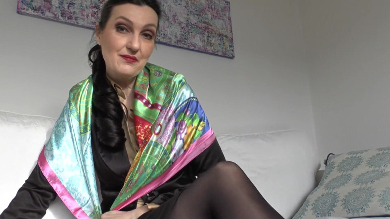 Lady Victoria Valente: Satin-fetisch: heißes masturbationsspiel, Sperma auf meinen rock, lady victoria Valente