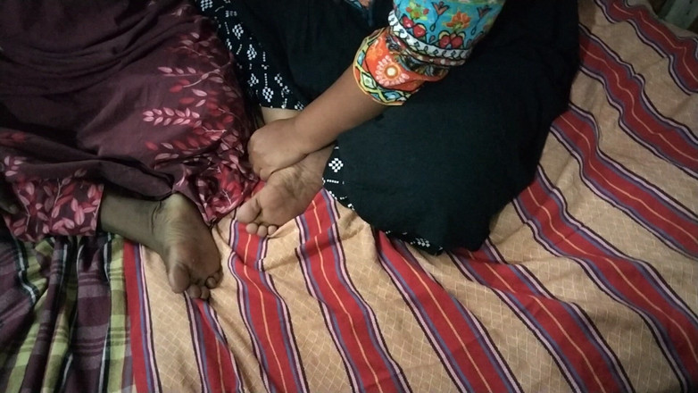 Tamil lesbian: Брудні розмови про секс відео