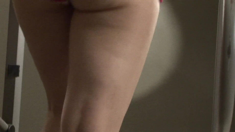 Pervy Studio: Awek seksi menghisap zakar hitam yang bagus