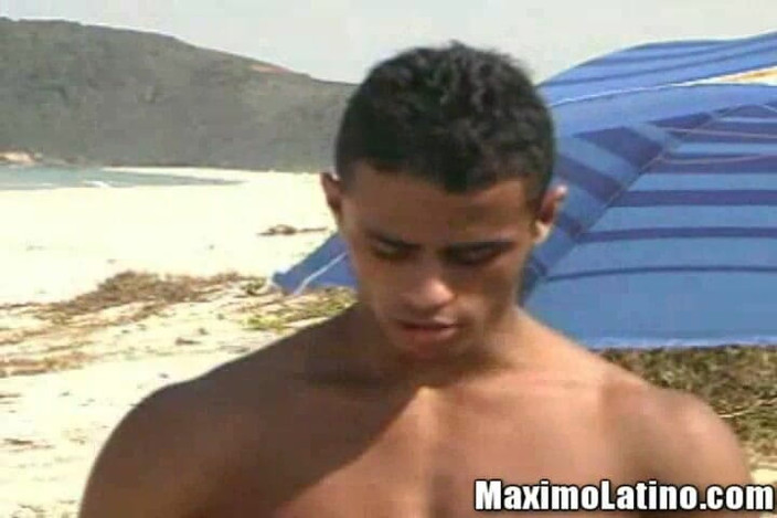 Cruiser Boys: Latino brown đánh bại cậu bé bãi biển cơ bắp bị...