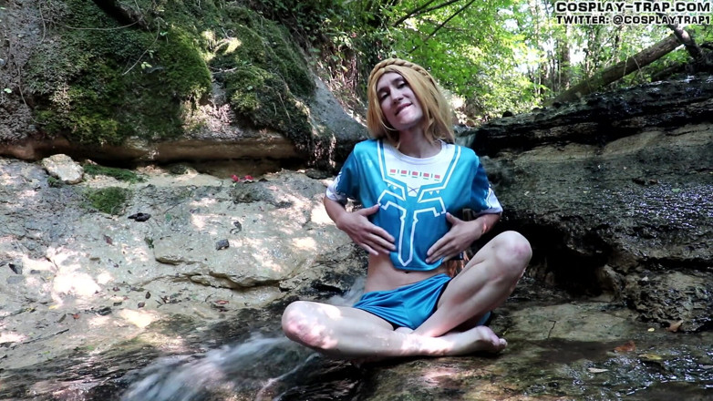 RosalinaxGirl: Femboy Zelda water kreunend anaal