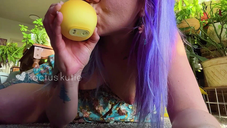 kactus kutie: Peachy Keen Kum