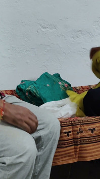 Seksi teyze üvey oğluna seks yapmayı teklif ediyor