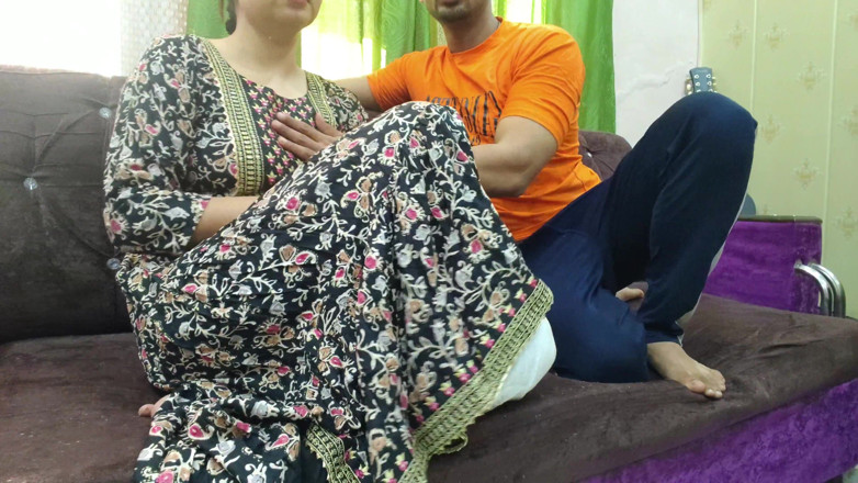 Hornycouple149: Madrastra anima a su hijastro enojado