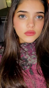 Chica india caliente es recogida y follada por un extraño