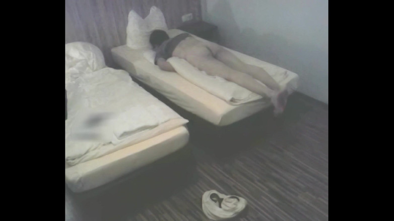 Mark Hannes: Hotel Hump Masturbace