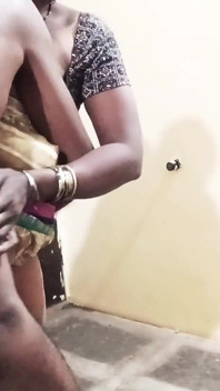 India marathi tía follando al estilo perrito hardcore casero grande follando ruidosamente amigos