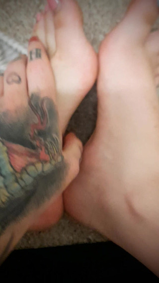 Yourfavecumslut: Weiße verschwitzte Trainer socken/füße überprüfen