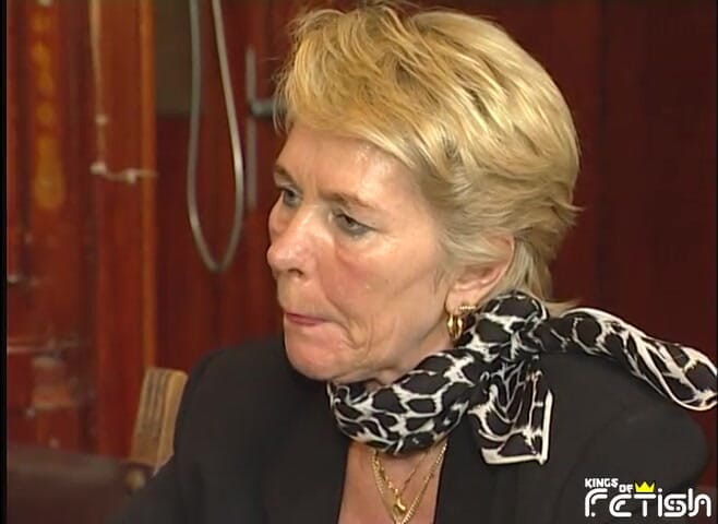 Fixed on Mature: Nenek sange memeknya yang berbulu digagahi oleh pria yang lebih...