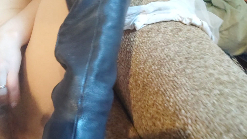 Boot Humping and Squirt, Custom (RiskyHairyCouple)