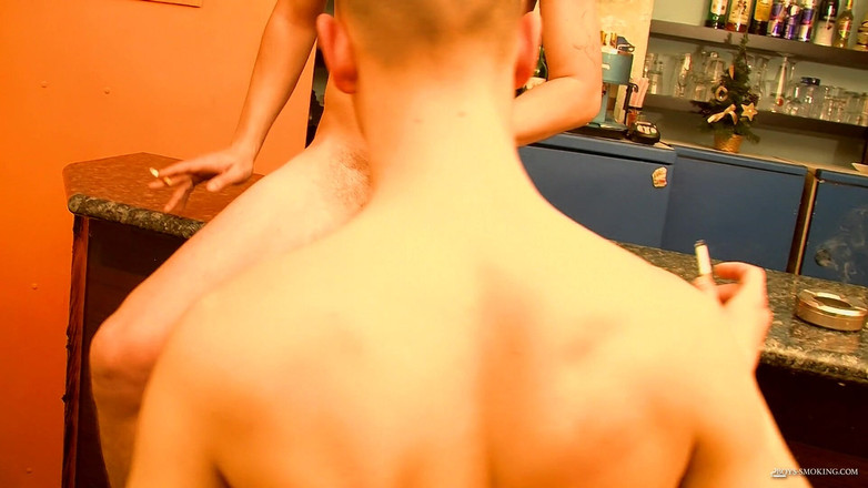 Boys Smoking: Jerry și Timmy Smoke Suck