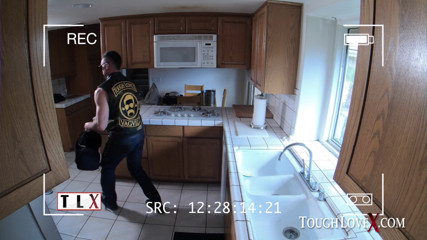 ToughLoveX: TOUGHLOVEX - Słodki spinner Avi Love łapie drapieżnika