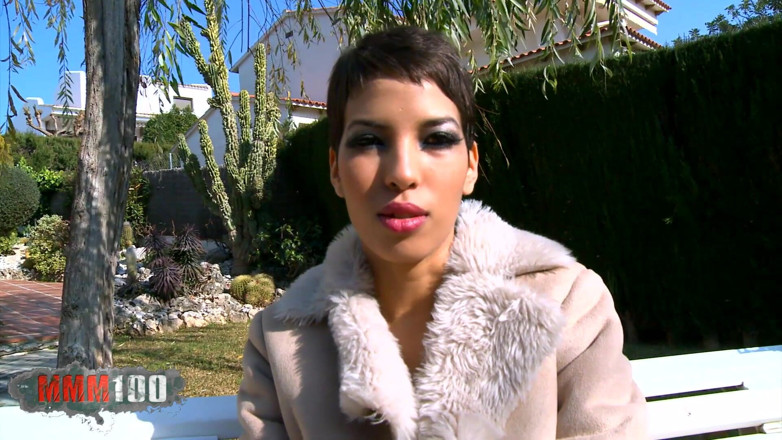 MMM100: Jasmine Arabia, entretien vidéo sexy avec Jasmine Arabia