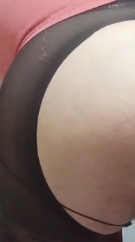 Mi culo es grande y delicioso, creo que te gusta.