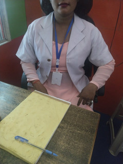 Nirman: 看到性感的医生，男孩的心情变成了，两个人都做爱了