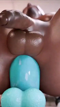 Futuretist Nyl Wild Orgy:大きな白いお尻の肛門荒れ、ディープスロート、そしてザーメンショット
