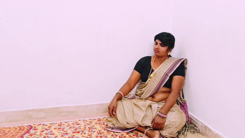 Telugu honey lips: Une femme au foyer indienne se fait malheureusement baiser par...