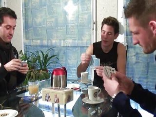 Videos Francaises: Fransız sarışın piliç çifte sikişmeyi seviyor