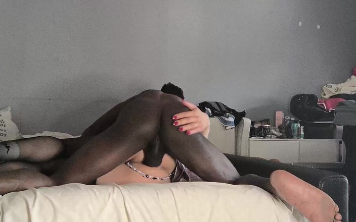 Rozebell: Bbc e sissy travestito si incontrano di nuovo l lei...