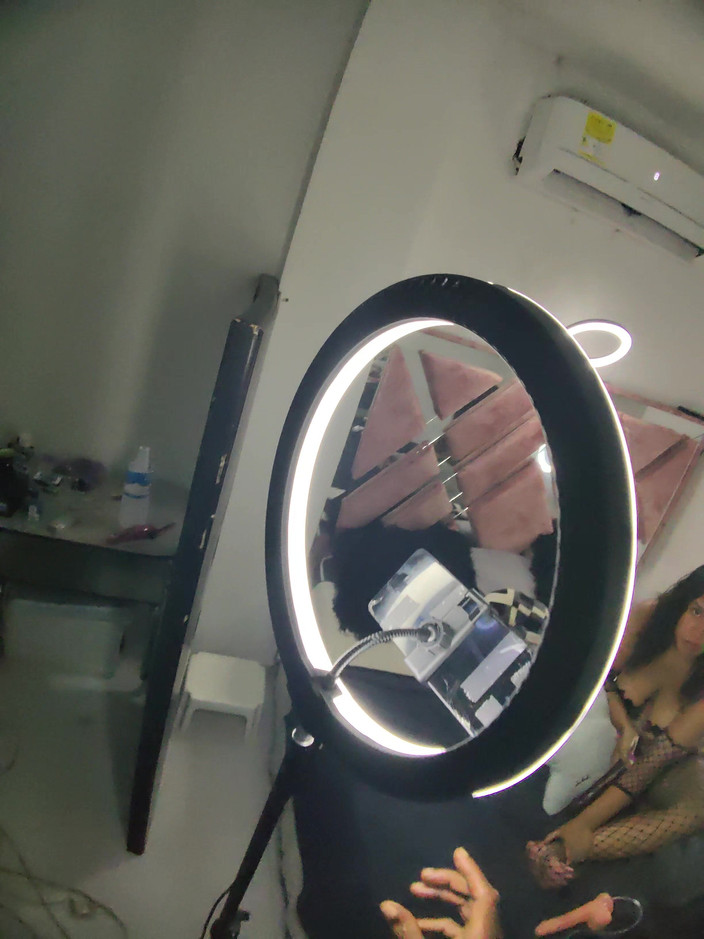 PABLO N3GROBAR: Saison 4 - POV, résille, ours, bts, vol. 1