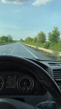 Трах на улице, давай заставим моего бойфренда ревновать
