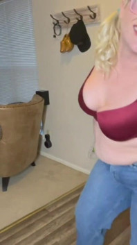 BBW Dancing Queen Shows off Her Jiggly Fat Body