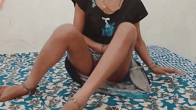 Ankurpriya000: Pussy Fingered and Oil Massage Full Body Massage Priya Bhabhi
