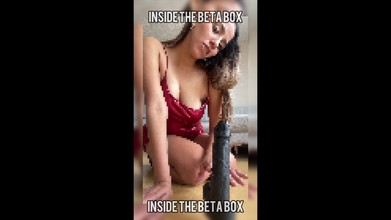 Goddess Alexa femdom: Beta kutunun içinde yarak azdırma