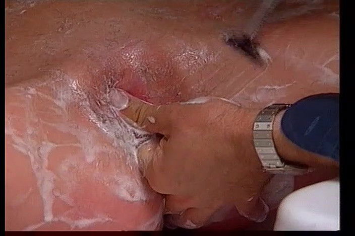 Perfect Porno: Remaja sedap dicukur pepek dan dijilat