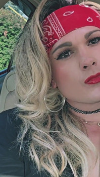 Kylie Babes Smoking Fetish Car Play