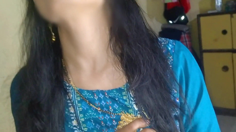 Shima kumari44: Chica india del pueblo al azar en apretado coño primera...