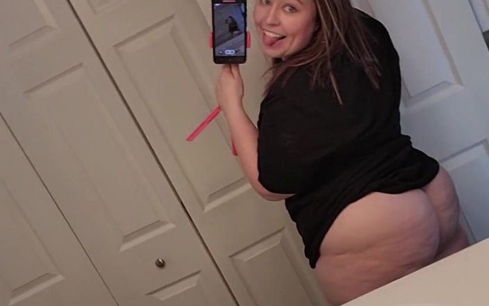 KinkyKatie: Jag gjorde en liten rundtur i mitt nya Lyckliga hus!