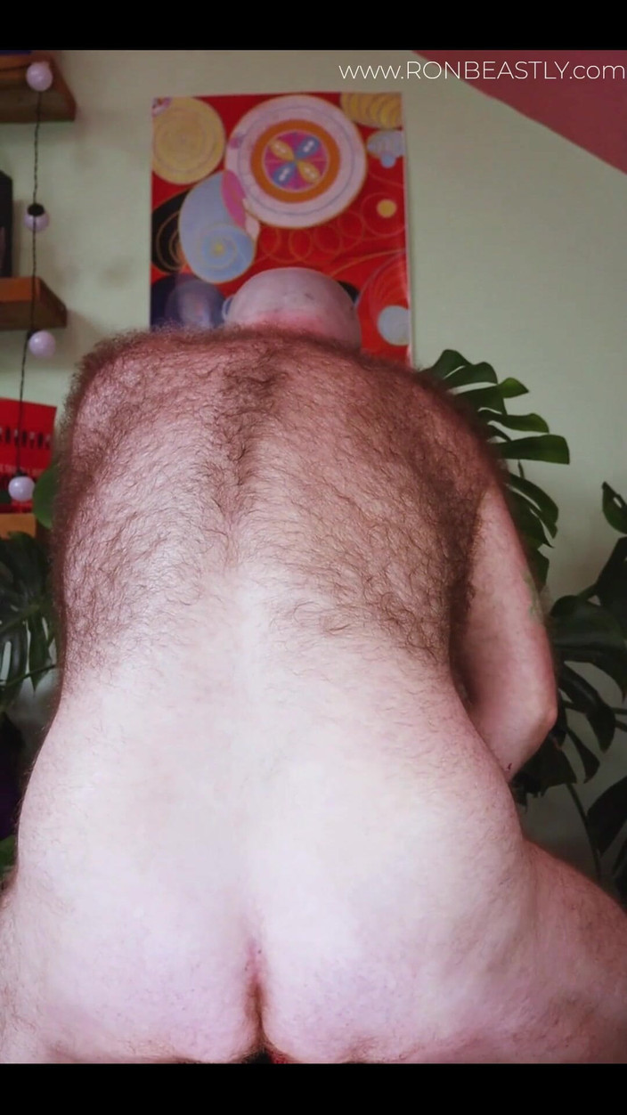 RonBeastlyFTM: Hairy Ftm jeździ dildo krzesła