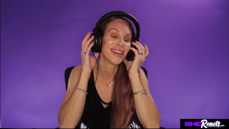 SheReacts: ¿Talla Queen o No? Grandes reacciones de polla