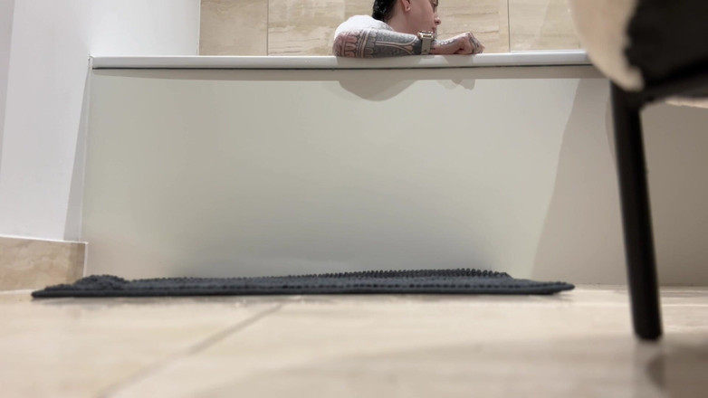 Miss Valentina: 내 중고 수건을 쓰다듬어