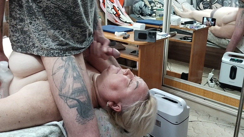 Zona901: Honím si ptáka, abych nakrmil svou přítelkyni horkým spermatem