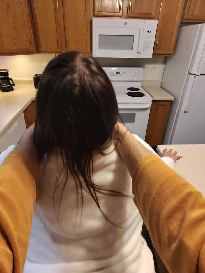 Mya Lane: En primer plano - esposa atrapada en el baño y follada...