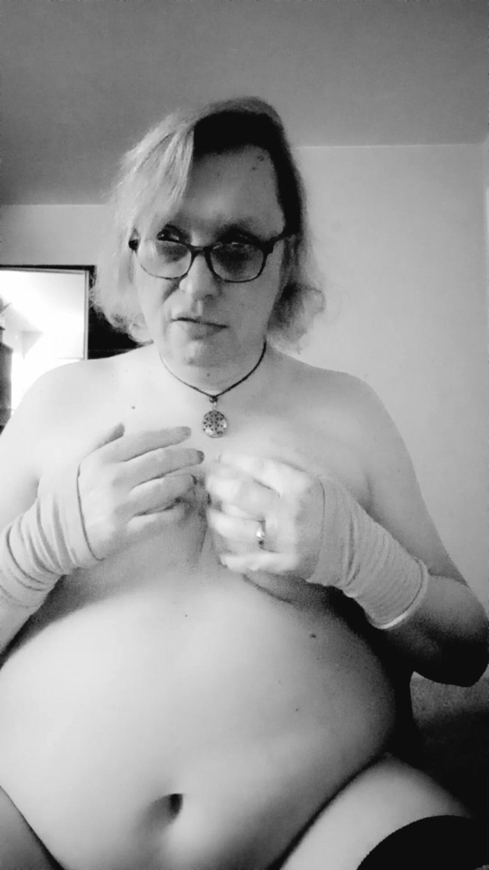 Princess Udders: Cycki w zgrane pończochy - Długi telefon 1 na 1 w B &amp;w