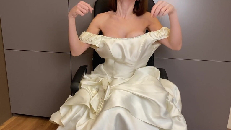 Mistress Mary: Sexy nevěsta pro paroháčského manžela. Den 1