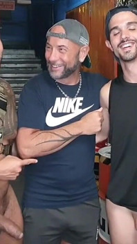 La troia nando Rey scopata crudamente da Viktor Rom
