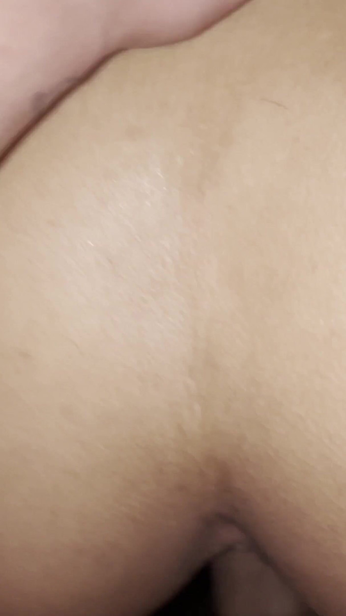Ruxxxo18: Cewek seksi rambut cokelat asal karibia kolombia lagi asik liar