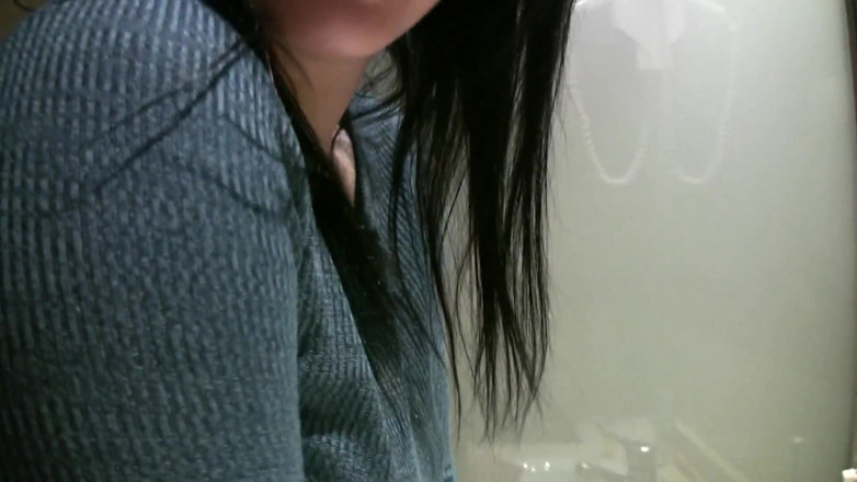 Montse Swinger: Fucking in the Bathroom