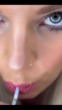 Pussy pops