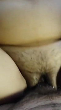 ghar ki patni apne puraane draivar ki hot choot ko sanbhog se chaatti hai kaamsootr shaili haard kor seks