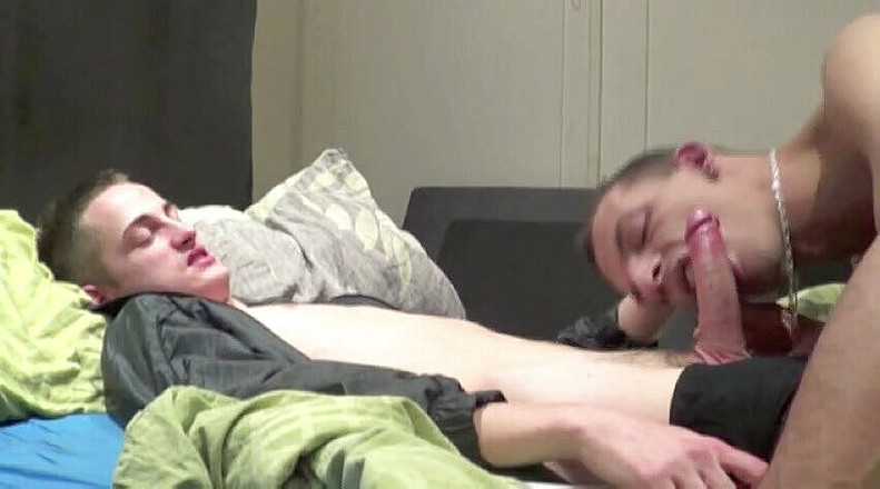 Sneaker gay: Hetero čichání k teniskám gaye