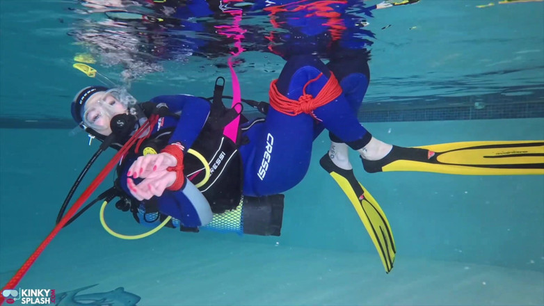 UKCuteGirl Lucy Lauren: Underwater Bondage in Scuba Tied Tight &amp; Dragged Through Water
