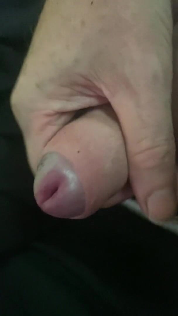 Virgin Crossdresser "Oidacat": Fkn tosser